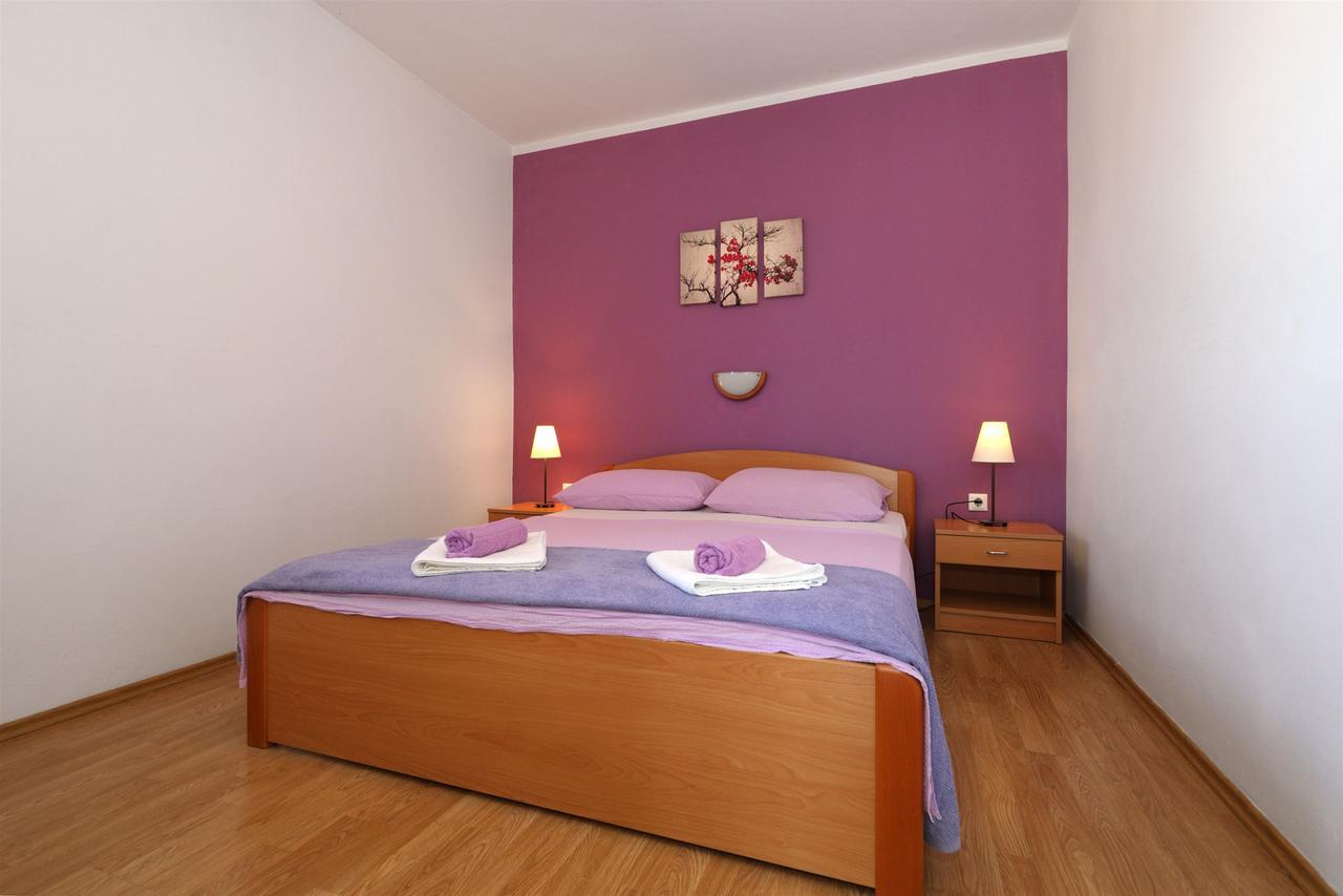 Apartments Snjezana Тисно Экстерьер фото
